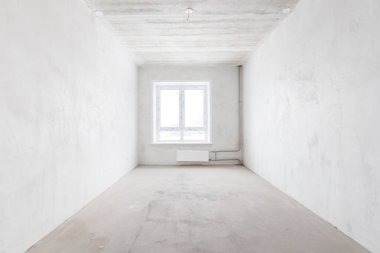 Dairenin içi gri renklerle süslenmemiş.