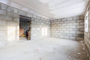 Dairenin içi gri renklerle süslenmemiş.