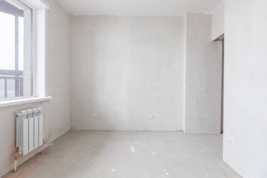 Dairenin içi gri renklerle süslenmemiş.