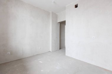 Dairenin içi gri renklerle süslenmemiş.