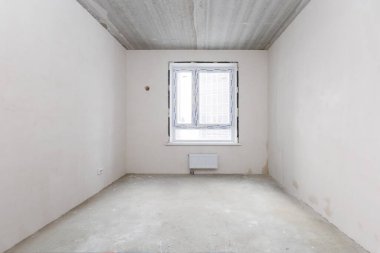 Dairenin içi gri renklerle süslenmemiş.