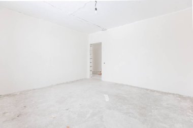 Dairenin içi gri renklerle süslenmemiş.