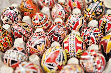 geleneksel boyalı yumurta