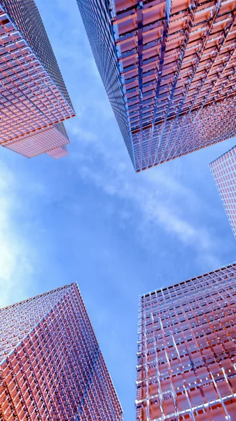 Skleněné budovy s oblačným modrým nebem pozadí. Obchodní koncepce průmyslové technické architektury. 3D vykreslování. 3D ilustrace — Stock fotografie