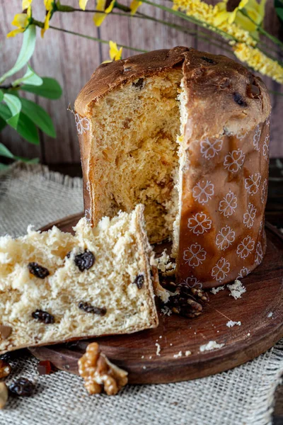 Chopped View Typical Italian Panettone Cut Dried Fruits Christmas Time — Stock Photo, Image