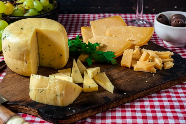 Delicious Organic Small Spiced Cheese Piece Board Next Provolone Cheese — Stock Photo, Image