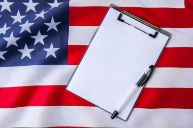 Boş kâğıt kağıtlı Amerikan bayrağı kopyalama alanı. Amerika Birleşik Devletleri bayrağı. 4 Temmuz Bağımsızlık Günü. Amerikan vatanseverliği ulusal bayramı. Usa gurur duyuyor. Özgürlük kavramı