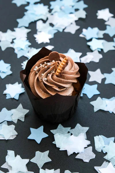 Délicieux Cupcake Chocolat Avec Crème Sur Fond Sombre Muffin Gâteau — Photo