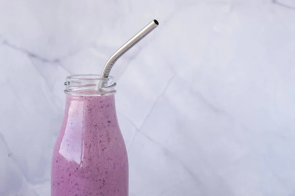 Blueberry Smoothie Topped Blueberries Glass Breakfast Protein Smoothie Drink Made — Stock Photo, Image