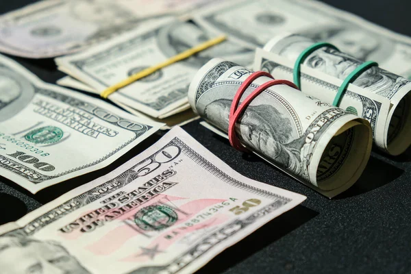 Paquet Dollars Américains Rapproche Isolé Sur Fond Dollar Papier Dénominations — Photo