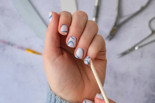 Professionele Stijlvolle Trendy Blauwe Hardware Manicure Procedure Voor Bereiding Van — Stockfoto