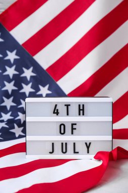 Amerikan bayrağı. Amerika Birleşik Devletleri 'nin 4. Bayrağı' nın Işıkkutusu. 4 Temmuz Bağımsızlık Günü. Amerikan vatanseverliği ulusal bayramı. Usa gurur duyuyor. Özgürlük kavramı