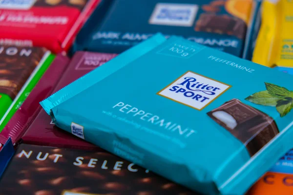 Kiev Ucrania Octubre 2021 Chocolate Ritter Sport Bars Chocolate Alemán —  Fotos de Stock