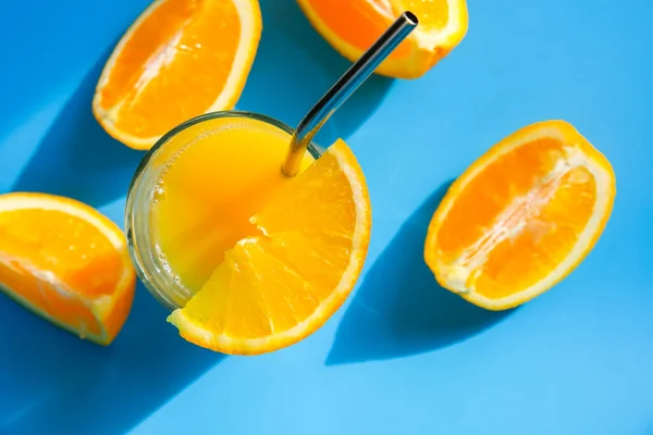 Verre Jus Orange Frais Pressant Avec Paille Boire Éco Métal — Photo