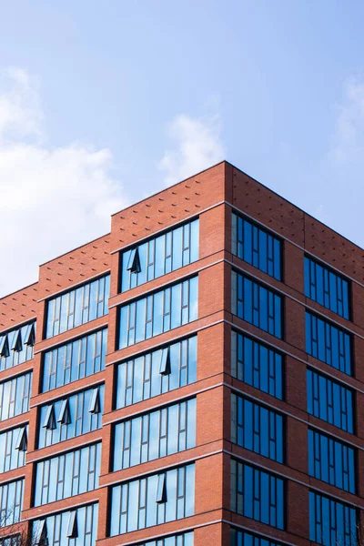 Exteriér Moderní Architektury Černá Okna Fasáda Moderní Kancelářské Budovy Nákupní — Stock fotografie