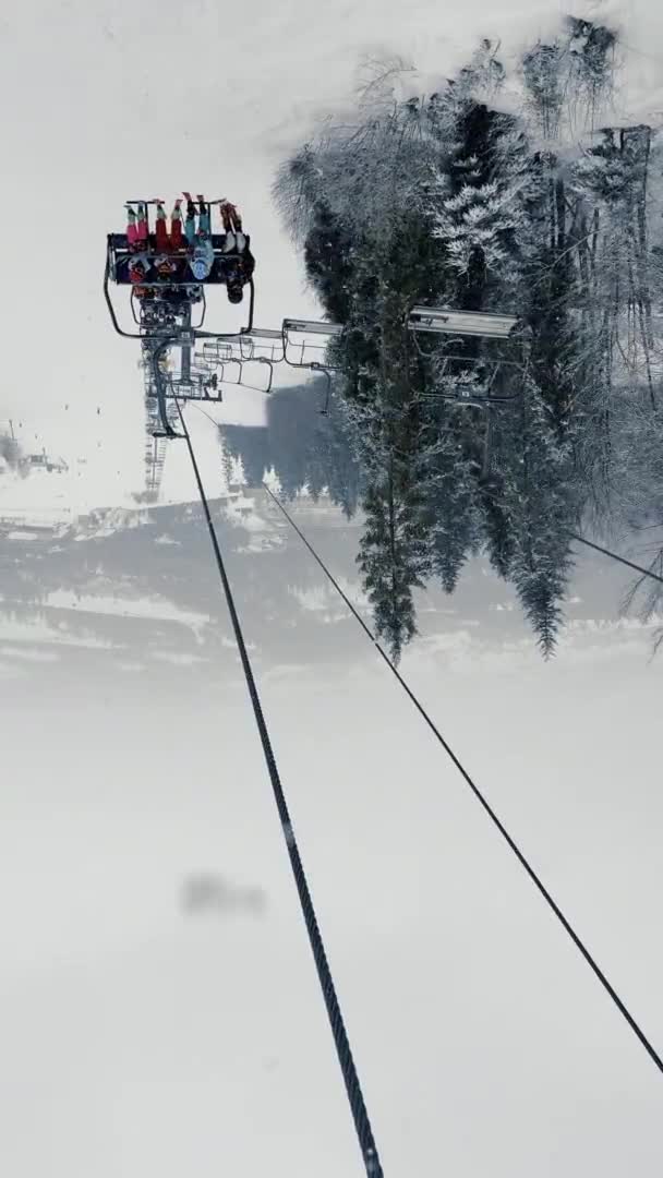 Bukovel Ukraine February 2022 Vertical Footage People Going Ski Lift — Stock Video