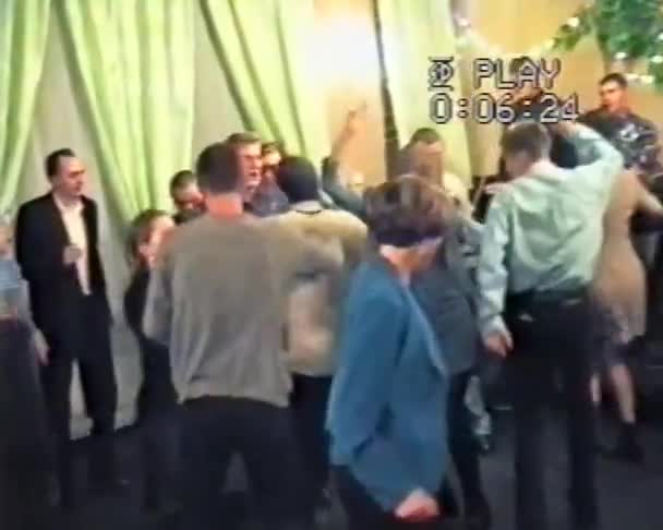 Zhytomyr Ukraine September 1997 Nostalgia Old Footage People Dance Drink — Stock video