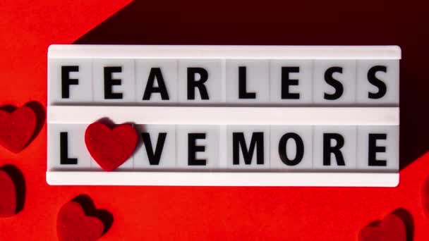 Zoom Out Lightbox Text Fear Less Love More Motivational Words — Vídeo de stock