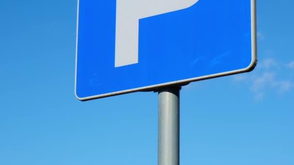 Parking Sign Showing Free Places Traffic Parking Sign Clean Sky — Stockvideo