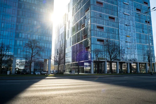 Gdansk Poland May 2022 Sun Goes City Skyscraper Public Transport — Stock fotografie