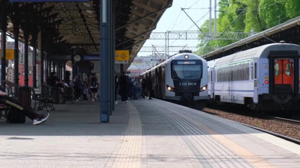 Gdansk Polen Juli 2022 Pkp Intercity Trein Naar Gdansk Glowny — Stockvideo