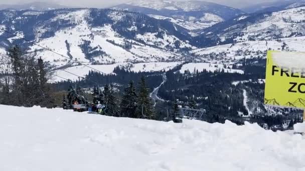 Yellow Symbol Warning Free Ride Zone Ski Resort Winter Snowy — Vídeo de Stock