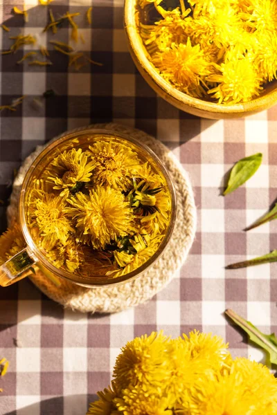 Dandelion Flower Healthy Tea Glass Cup Table Herbal Medicine Delicious — Photo
