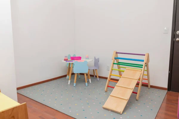 Sala Juegos Oficina Pediátrica Con Juegos Mesa Educativa Para Niños — Foto de Stock