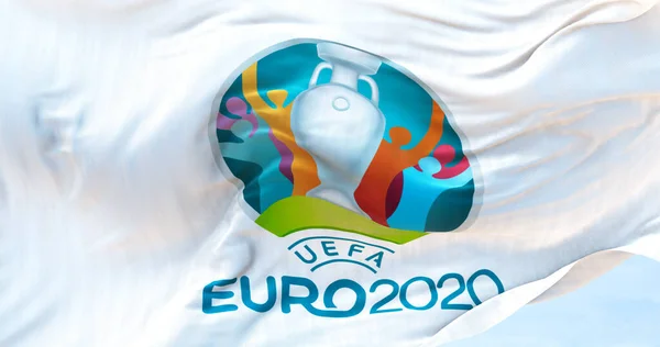 Europa 2020 Flaggan Viftar Med — Stockfoto