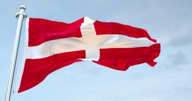 Malta Bayrağı 'nın hükümdar askeri emri 4K sallanıyor. 