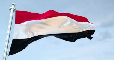 Yemen Bayrağı 4K sallıyor. 
