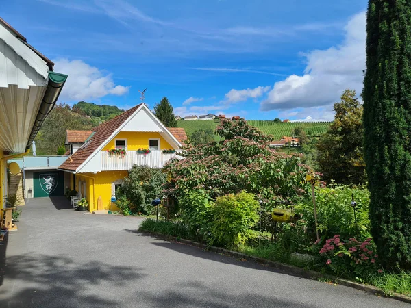 Kitzeck Oostenrijk September 2021 Pension Maxltoni Met Paviljoen Landelijk Landschap — Stockfoto