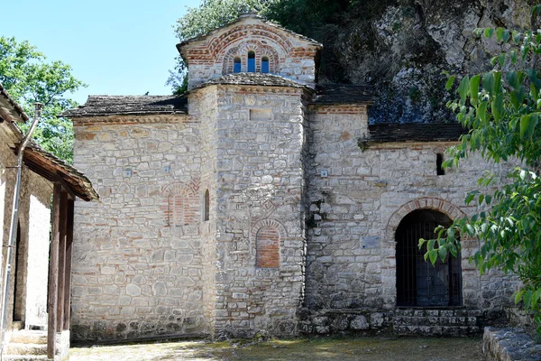 Ioannina Część Średniowiecznego Klasztoru Prodomou Małej Wyspie Jeziorze Pamvotida — Zdjęcie stockowe