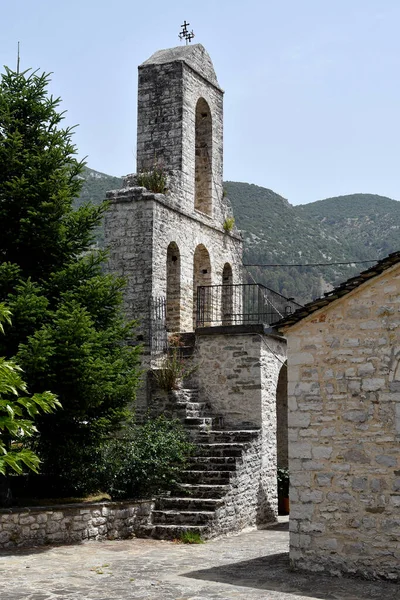 Grécia Torre Sineira Antiga Igreja Ilha Lago Ioannina — Fotografia de Stock