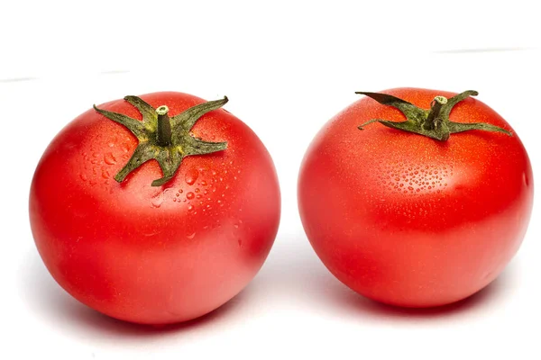 Deux Tomates Isolées Sur Fond Blanc — Photo