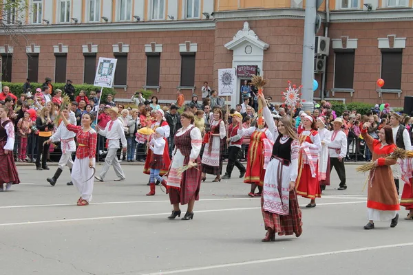Στο Ιρκούτσκ Την Κυριακή Στις Αρχές Ιουνίου Γιορτάζεται Ημέρα Της — Φωτογραφία Αρχείου