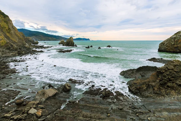 Przegląd gaztelugatxe wybrzeża — Zdjęcie stockowe