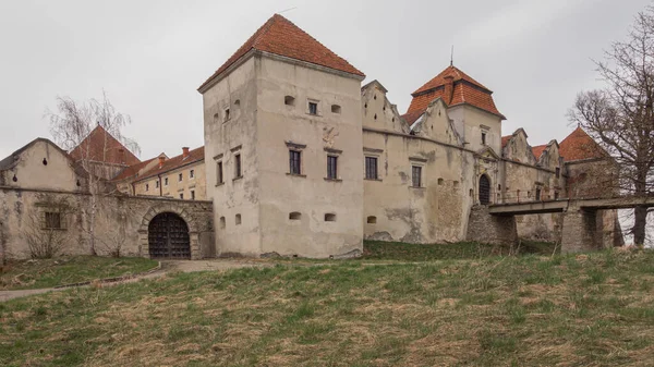 Torre Defensiva Principal Paredes Castelo Medieval Svirzh Região Lviv Ucrânia — Fotografia de Stock