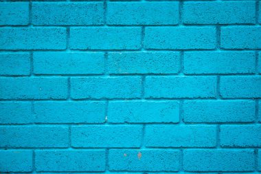 Cyan Boyalı Tuğla Duvar Giyin ve Gözyaşı 'ndan Biraz Kirli