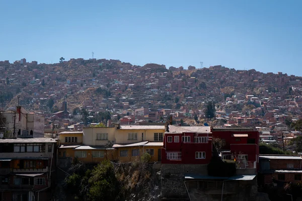 Sok Ház Épült Hegyekben Hegyek Peremén Paz Városában Bolíviában — Stock Fotó