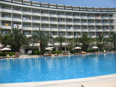 Otel