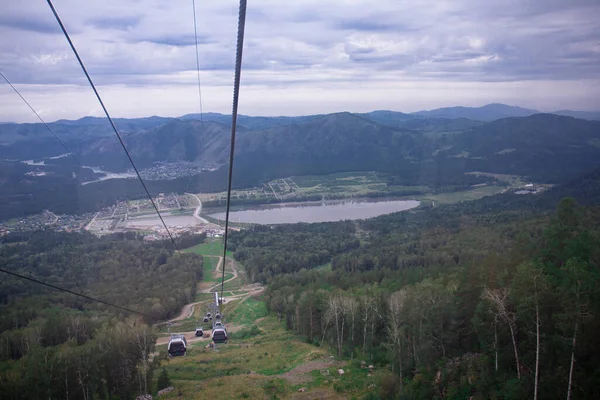 Eine Seilbahn Auf Dem Manzherok See Altai Russland — Stockfoto