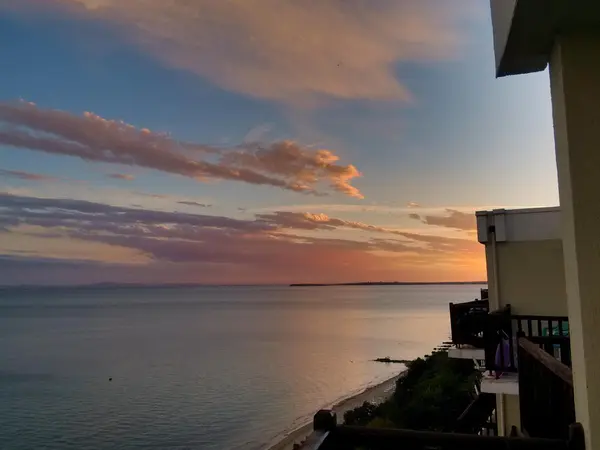 Morze, hotel sunrise — Zdjęcie stockowe