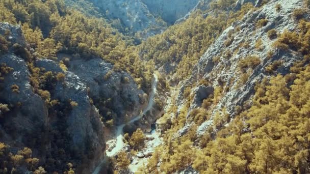 Türkiye 'de Kemer bölgesinde dağ geçidi — Stok video