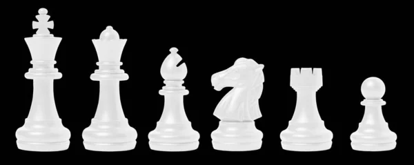 Yalnız beyaz satranç takımı kralı, vezir, fil, at atı, kale, beyaz arka planda piyon. işletme, rekabet, strateji, karar kavramı