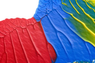 mavi kırmızı soyut akrilik boya renk dokusu beyaz zemin üzerinde mürekkep lekesi yöntemi kullanarak