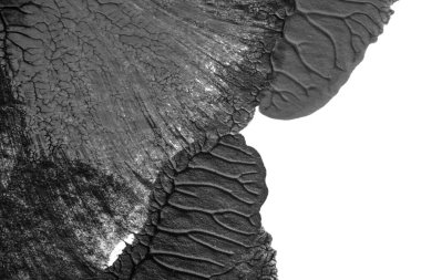 beyaz kağıt arkaplan üzerinde siyah beyaz soyut akrilik boya renk dokusu rorschach mürekkep lekesi yöntemi kullanarak