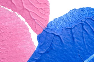 Beyaz kağıda akrilik renkler çizdim ve kağıdı karıştırılmış akrilik renklerin dokusunu oluşturan rorschach mürekkep lekesine benzer şekilde katladım..