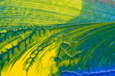 Beyaz kağıda akrilik renkler çizdim ve kağıdı karıştırılmış akrilik renklerin dokusunu oluşturan rorschach mürekkep lekesine benzer şekilde katladım..