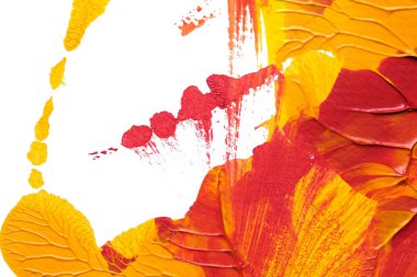 kırmızı sarı soyut akrilik boya renk dokusu beyaz kağıt arkaplan üzerinde rorschach mürekkep lekesi yöntemi kullanılarak